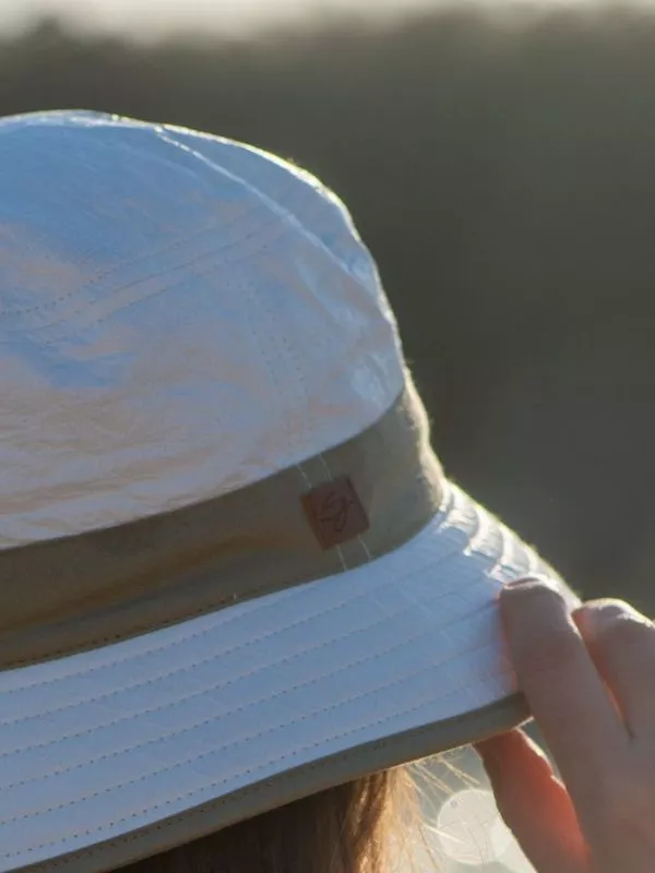 Chapeau protection solaire Amaury blanc et beige - Soway