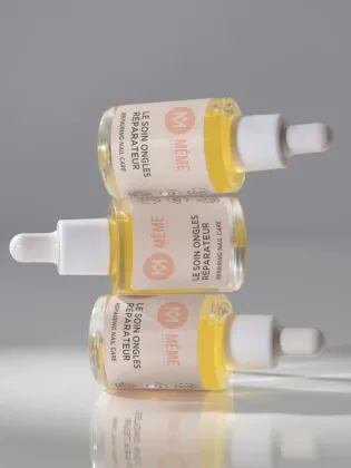 Soin réparateur pour les ongles pendant et après la chimiothérapie Même