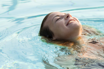 Les bienfaits de la natation après une mastectomie
